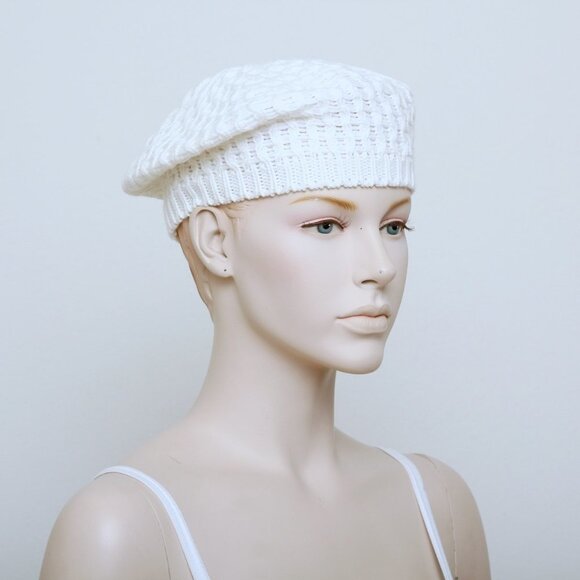 Alpine Kiss Knit Beret Bundle - Picture 2 of 11